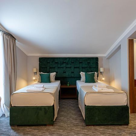 Hotel Ideall Подгорица Екстериор снимка