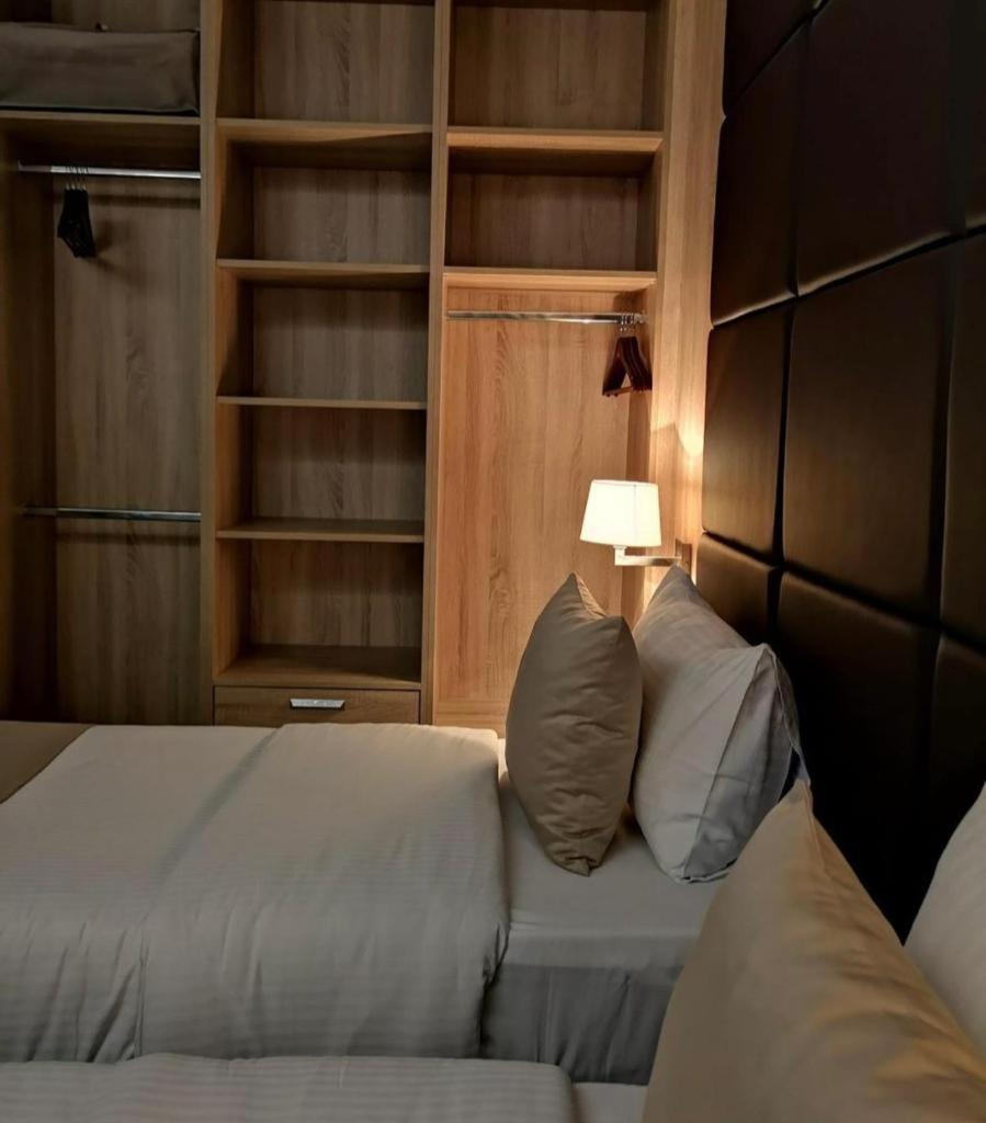 Hotel Ideall Подгорица Екстериор снимка