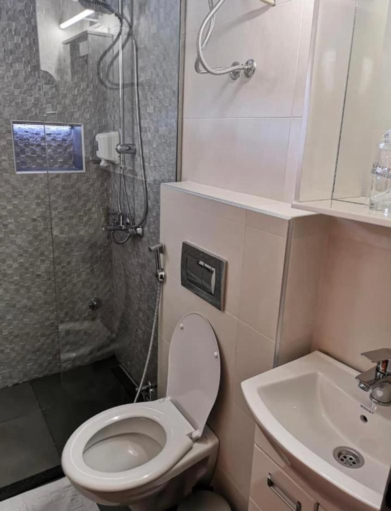 Hotel Ideall Подгорица Екстериор снимка